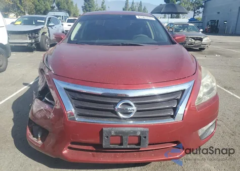 2015 Nissan Altima 2.5 from USA, damaged, VIN 1N4AL3AP4FN344019